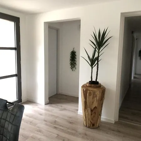 Maison Avec Terrasse En Bois Et Piscine Varaire