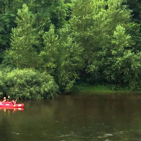 Maison Avec Terrasse En Bois Et Piscine Villa *
