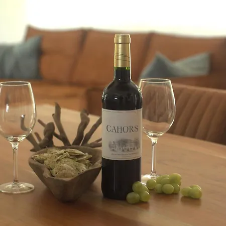 Maison Avec Terrasse En Bois Et Piscine * Varaire