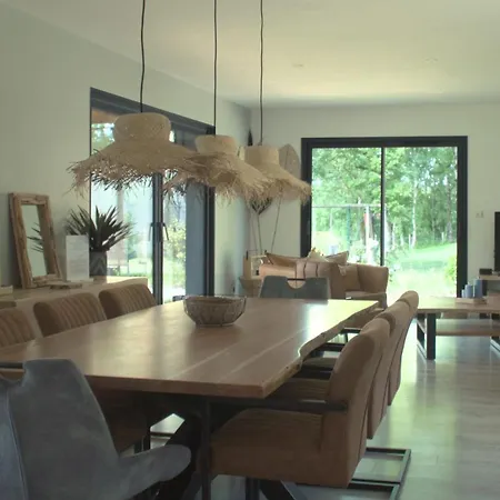 Villa Maison Avec Terrasse En Bois Et Piscine