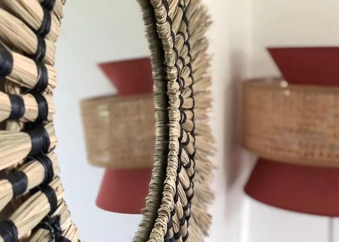 Maison Avec Terrasse En Bois Et Piscine Varaire