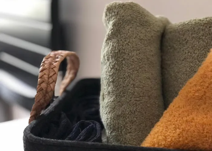 Maison Avec Terrasse En Bois Et Piscine * Varaire