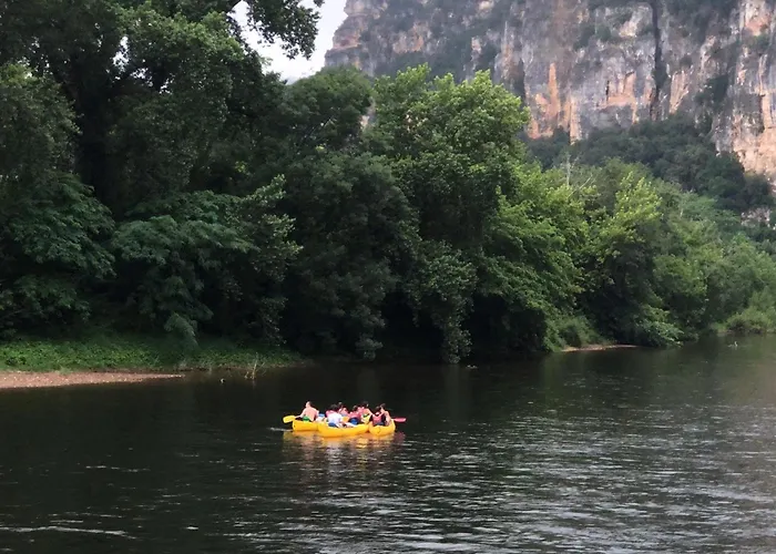 Maison Avec Terrasse En Bois Et Piscine Вилла Varaire