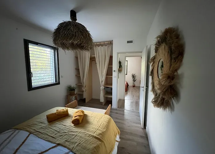 Вилла Maison Avec Terrasse En Bois Et Piscine